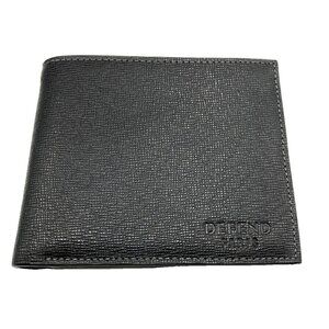 NWOT Defend Paris Black Bifold Wallet With Eyelet For Chain